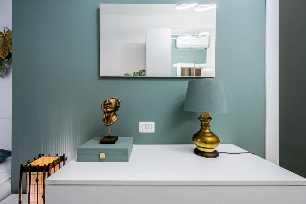Linate Airport Elegant Suite,Tram 1 Minute Away Milan Exterior photo